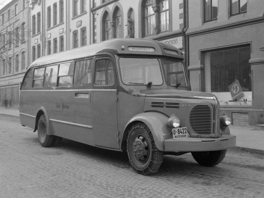  REO Speed Wagon Buss 1949 года  (фото 1 из 1)